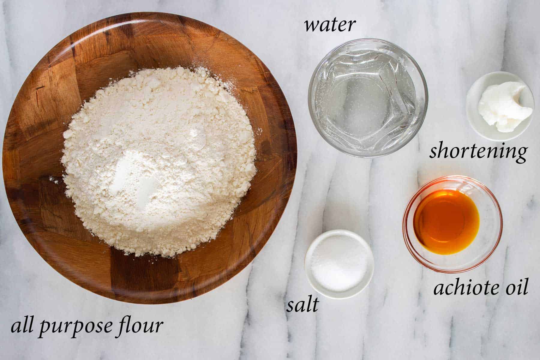 all ingredients needed to make masa de empanadillas.