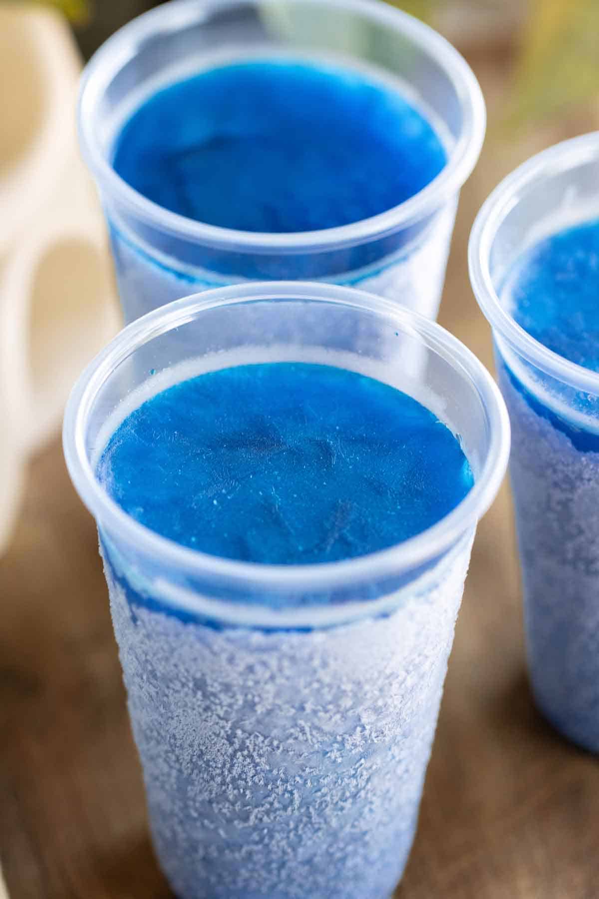 3 Puerto Rican pitufo limber or blueberry frozen cups.