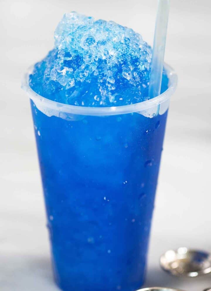A Puerto Rican piragua de pitufo made with a blueberry syrup.